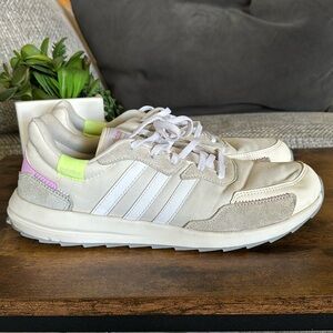 Women's Adidas RetroRun Athletic Running Shoes